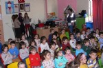 Polis minik öğrencilerle bir araya geldi