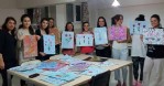 Uluslararası öğrenciler 'Ebru' öğreniyor