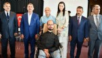 Vali Kaymak halkla bayramlaştı