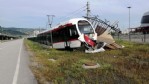 Tramvay raydan çıktı