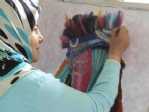 Emirdağlı Bayan Ressam Belçika’da Göç Konulu Sergi Açıyor