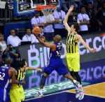 Fenerbahçe 2-1 Öne Geçti