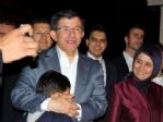 Davutoğlu Gül’ün Annesi Ve Babasını Ziyaret Etti