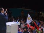 Baybatur’dan Akhisar’da Gece Mitingi
