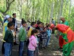(özel Haber) Hacivat-karagöz Oyunu Kürtçe Sahnelendi