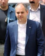 Bakan Kılıç Oyunu Kullandı