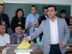 Hdp Genel Başkanı Demirtaş, Oyunu Kullandı