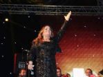 Kibariye Festivalde Genç Çifti Nişanladı