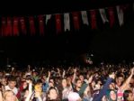 Aydilge, Demirci’de Gençleri Coşturdu