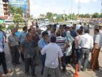 İşten Çıkarılan İşçilerden Valilik Önünde Açıklama
