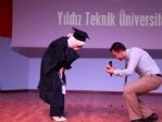 Mezuniyet Töreninde Sürpriz Evlilik Teklifi