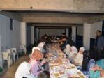 Belediye İlk İftar Yemeğini Felaket Bölgesinde Verdi