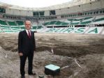 Timsah Arena’da Sıra Çimlere Geldi