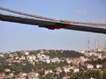Karşıyaka Bayrağı Boğaziçi Köprüsü’nde
