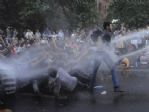 Erivan’da Elektrik Zammı Protestosuna Polis Müdahalesi