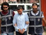 Tıp Merkezini Basıp, Doktoru Tedavi İçin Götürdüler