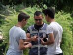 Parkta Narkotik Köpekli Uyuşturucu Uygulaması