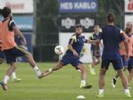 Fenerbahçe, Yeni Sezon Hazırlıklarını Sürdürüyor
