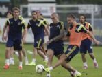 Fenerbahçe, Yeni Sezon Hazırlıklarını Sürdürüyor
