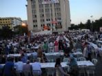 İhh Afyonkarahisar Şubesi 2 Bin 500 Kişiye İftar Yemeği Dağıttı