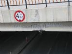 Yozgat’ta Vinç Üst Geçide Çarptı