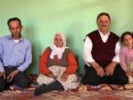 Felçli Annesi İçin Yardım Bekliyor