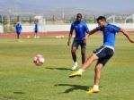 Albimo Alanyaspor Orta Ve Şut Çalıştı
