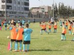 Futbol Okullarına 3 Bin 722 Kişi Katılıyor