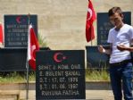 Arefe Günü Mezarlıklar Doldu Taştı