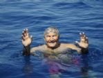 77’lik Baykal’ın 300 Metrede Deniz Keyfi