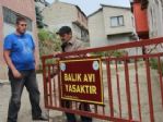 Köy Meydanına Kapı Kurup Kilit Vurdular