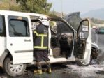 Kaza Yapan Otomobilde Çıkan Yangın Korkuttu