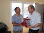 Verem Savaş Derneği’nden Hayırsever İş Adamlarına Plaket