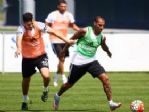 Gomez, Beşiktaş’la İlk Antrenmanına Çıktı