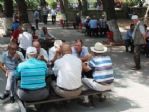 Rüstem Paşa Çay Bahçesi Tekirdağ’da Yaşlılarına Sahip Çıkıyor