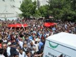Sivas Şehit Polisini Gözyaşları İçinde Uğurladı
