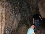 Altı Mağara, Üstü Güreş Alanı