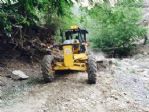 Büyükşehir Köşe Bucak Yol Yapıyor