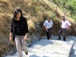 Dik Ve Engebelli Yollara Merdiven Yapıldı
