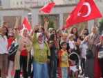 Terör Saldırılarına Tekpiye İlgi Gösterilmemesinden Yakındılar