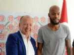 Antalyaspor Cezayirli Milli Kaleci M’bolhı İle Sözleşme İmzaladı