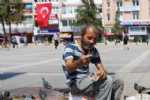 Yuvasız Kuşların Nazım Babası