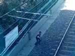 (özel Haber) Metro Raylarındaki Ölümüne Yolculuk Kamerada