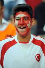 Türkiye Hollanda'yı Üçledi