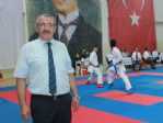 Endonezya’da Yapılacak Dünya Şampiyonası İçin Yalova’da 200 Karateci Tatamiye Çıktı