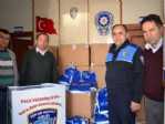 Polis, Çocuklara Sevgiyle Uzanıyor