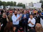 Başkan Tarhan’dan Eylemdeki Cam İşçilerine Destek