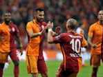 Galatasaray Kritik Virajda
