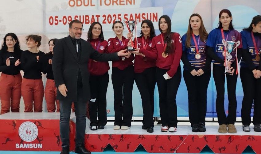 Curling'de Madalyalar Sahiplerini Buldu