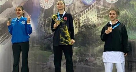 Karatede 3 İsim Madalya ve Japonya Vizesi Aldı